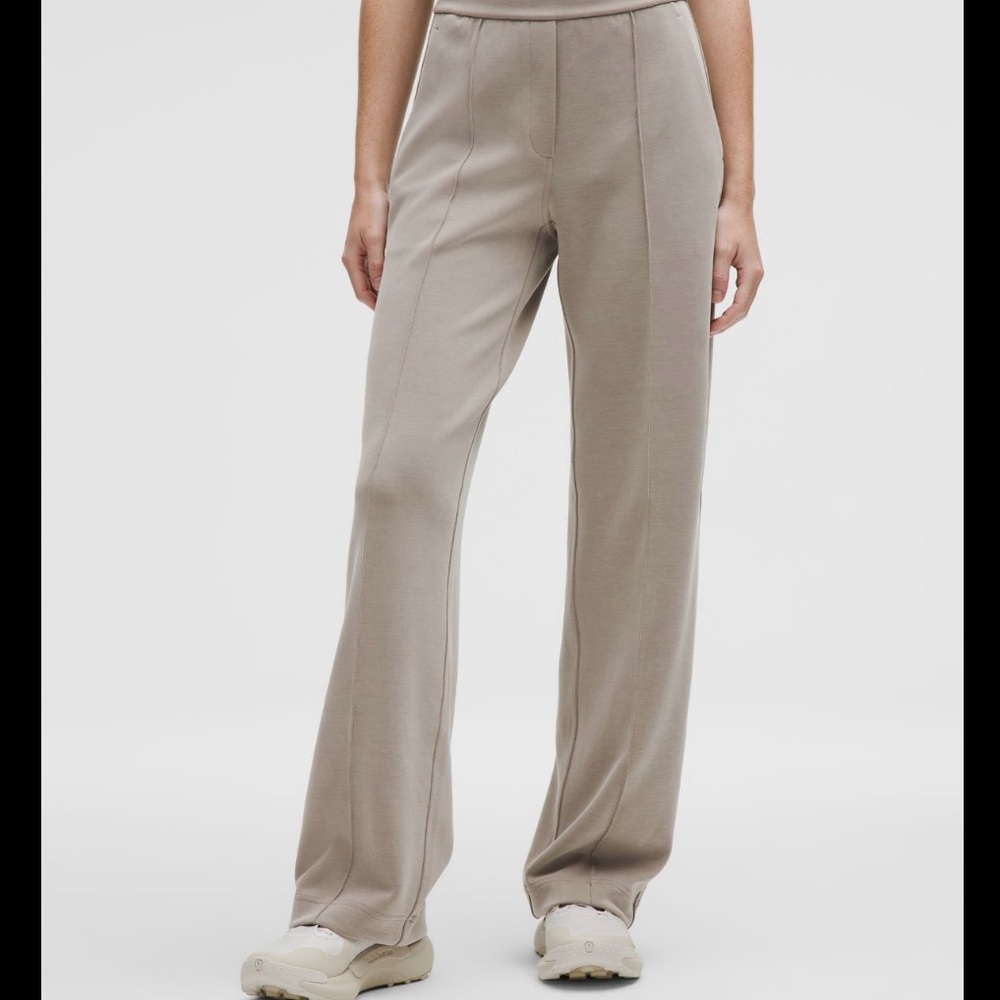 🩶 Lululemon Softstreme Pintuck Mid-Rise Pant 31’ Warm Ash grey XXS